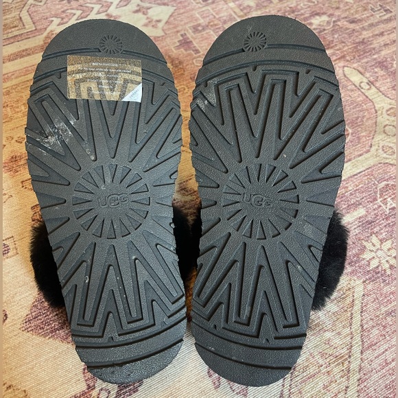 UGG Disquette Platfrom Slipper - Picture 8 of 13